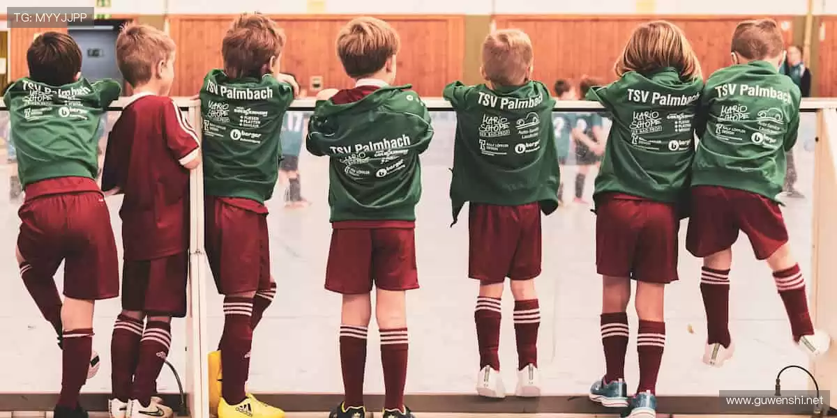 点燃赛场激情，见证荣耀时刻！🏆🔥